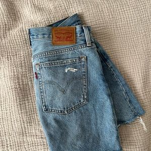 Levi’s Mini Denim Skirt - 25